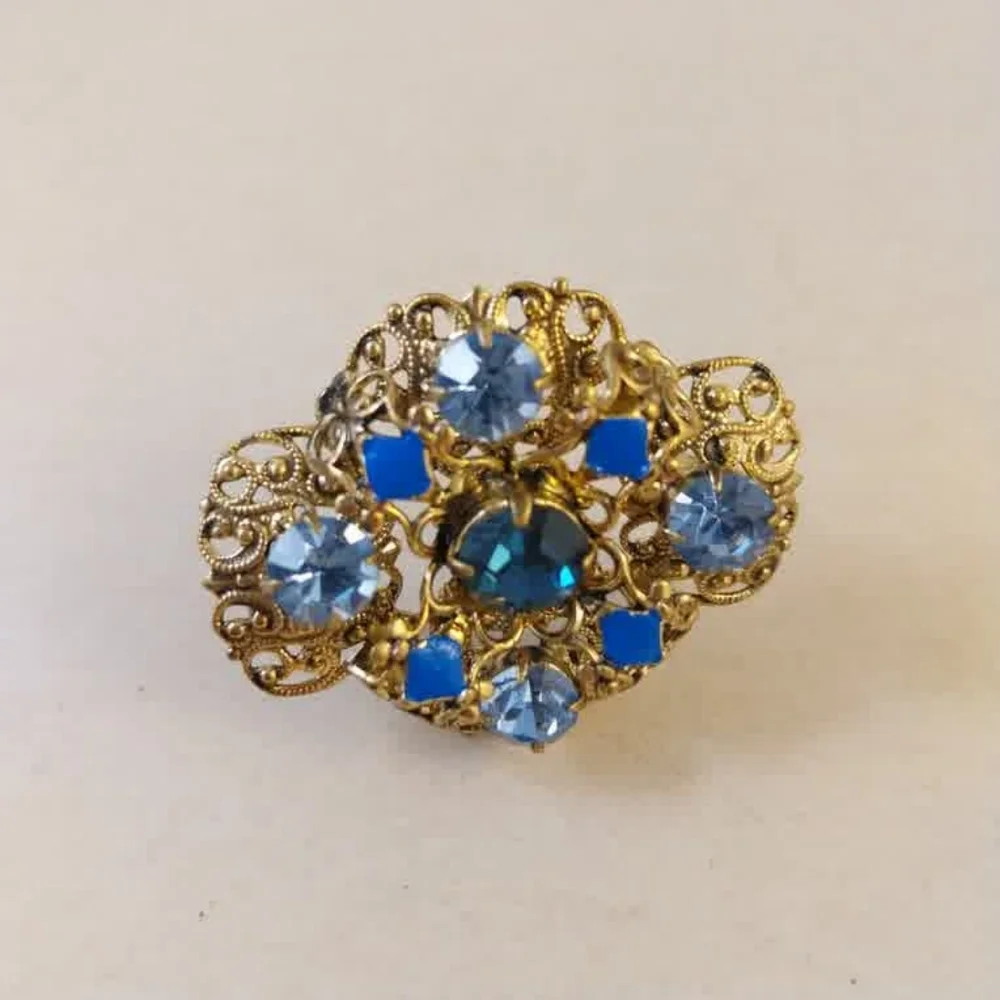 Vintage Czech Gold-Tone Blue Crystal Floral Brooch - Women's Jewelry - Picture 9 of 9